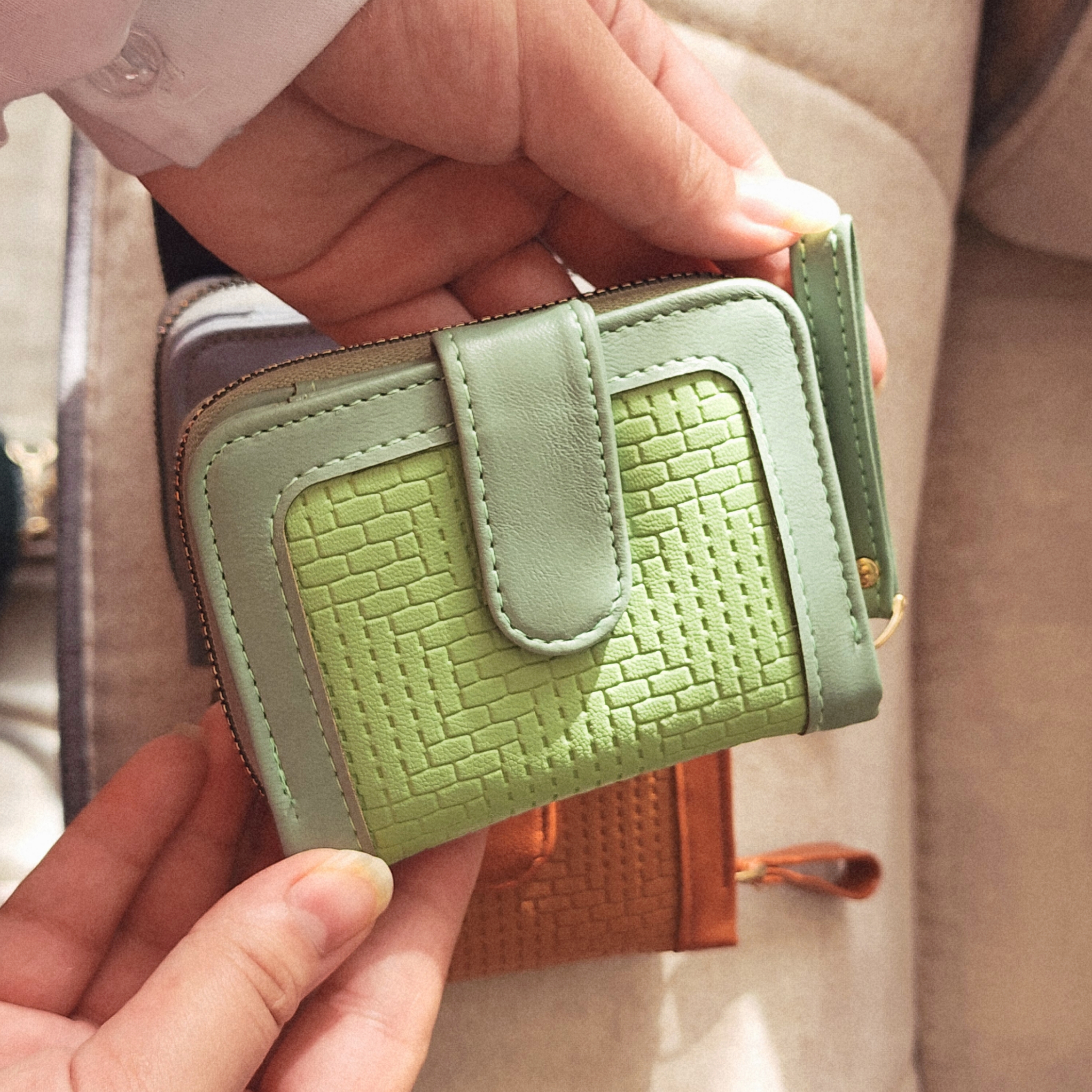 کیف پول مدل آجری