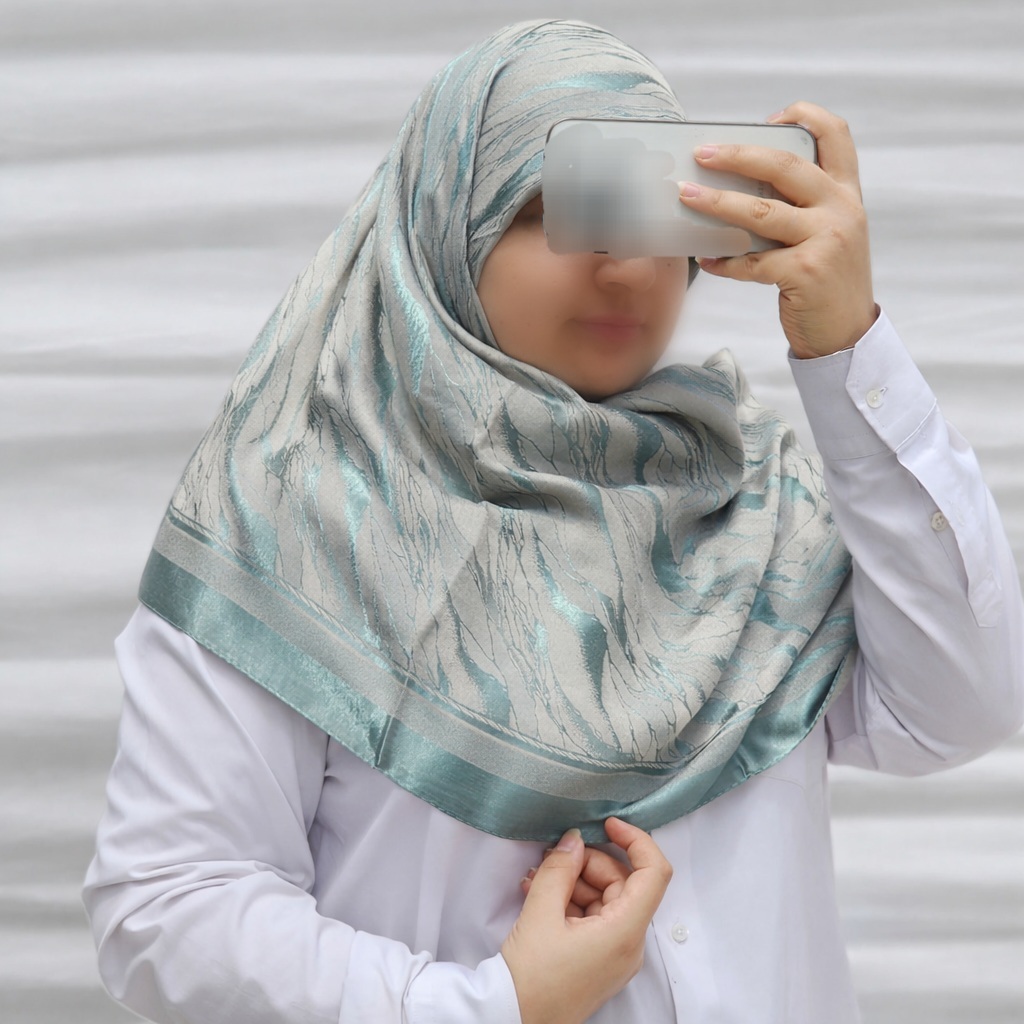 روسری ابریشمی ترک قواره ۱۱۰